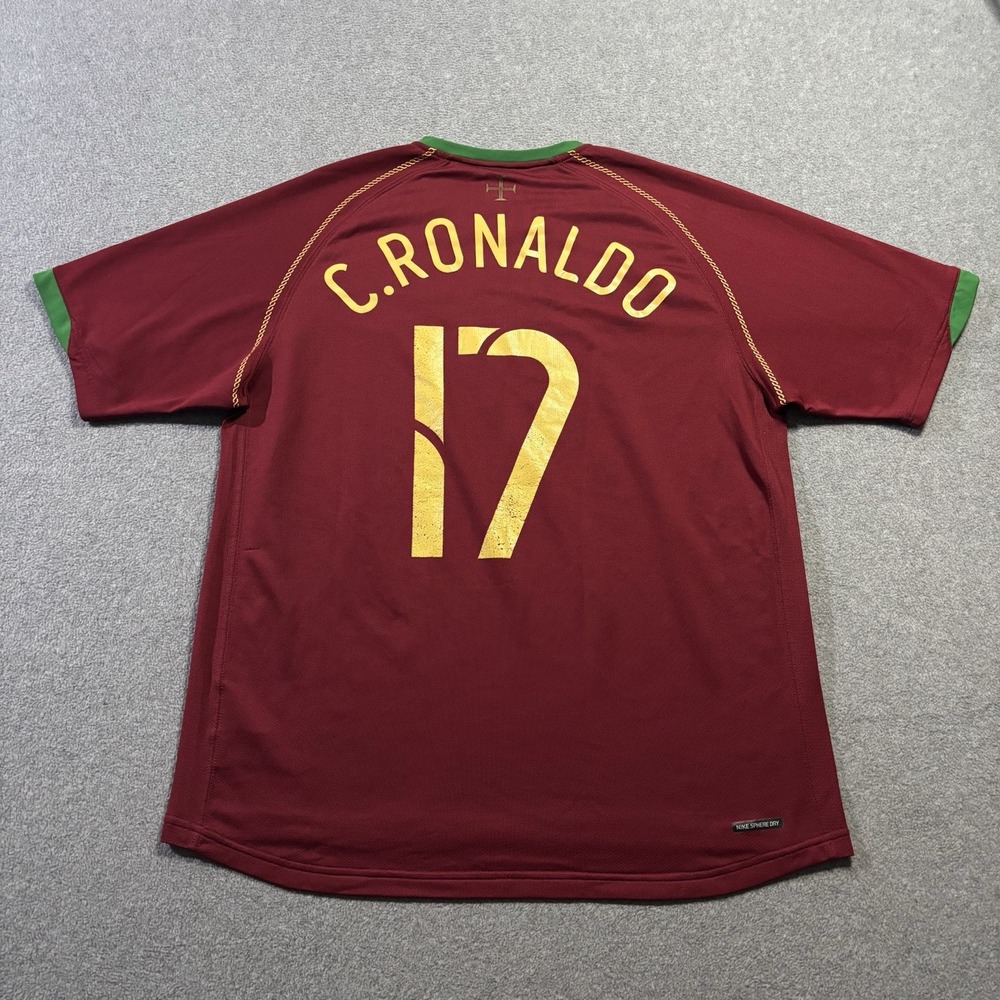 Vintage Nike Portugal 2006 World Cup Home Jersey Ronaldo 17 Red Large 119265